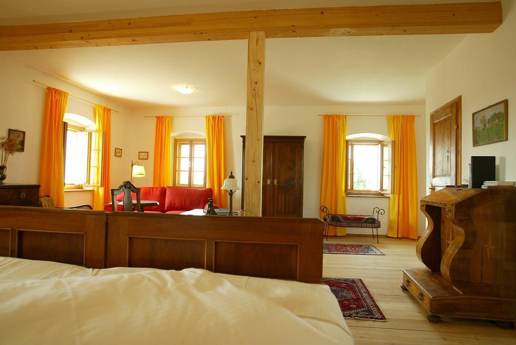 Schloss Kapfenstein Kamer foto